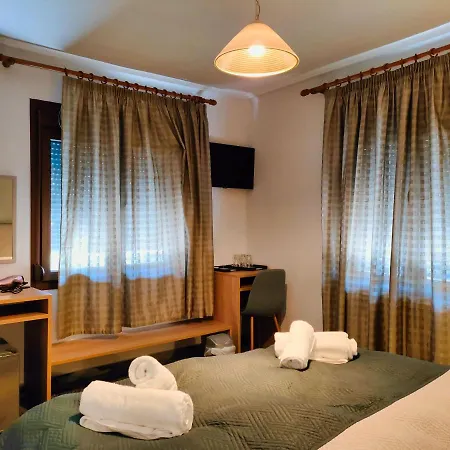 Gianna Plakia Kastraki - Meteora 3*